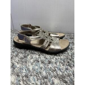 Clarks Sandals Womens 10 Narrow Strappy Open Toe Pewter Leather Comfort Cushion